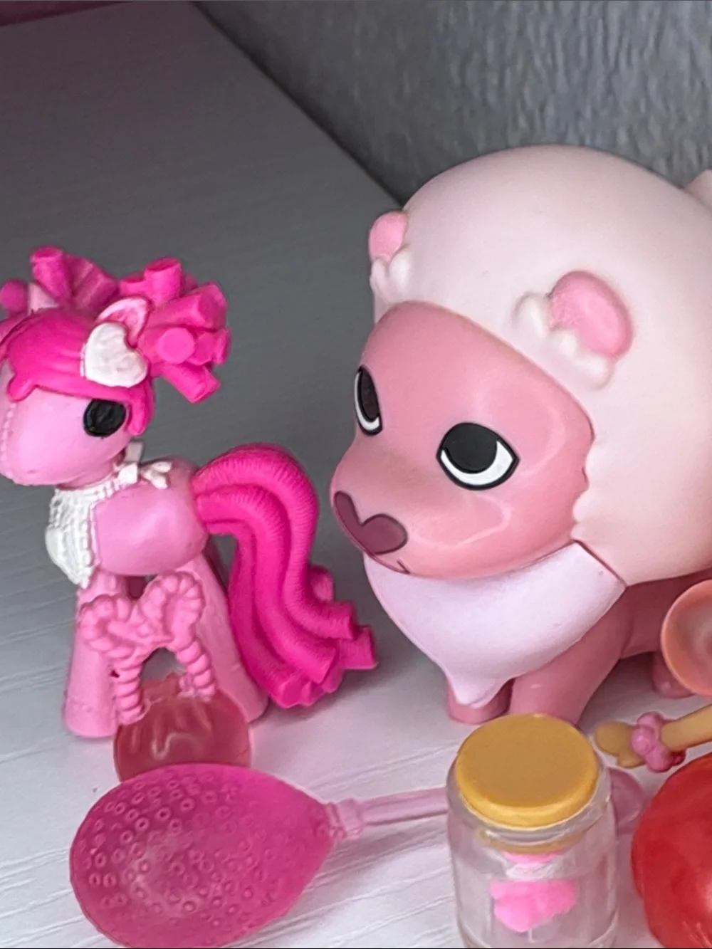 Lalaoopsy Bubble Gum Smack N Pop Pink Toy Bundle